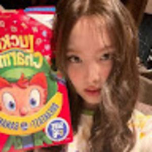 Meet your Posher, Valantina